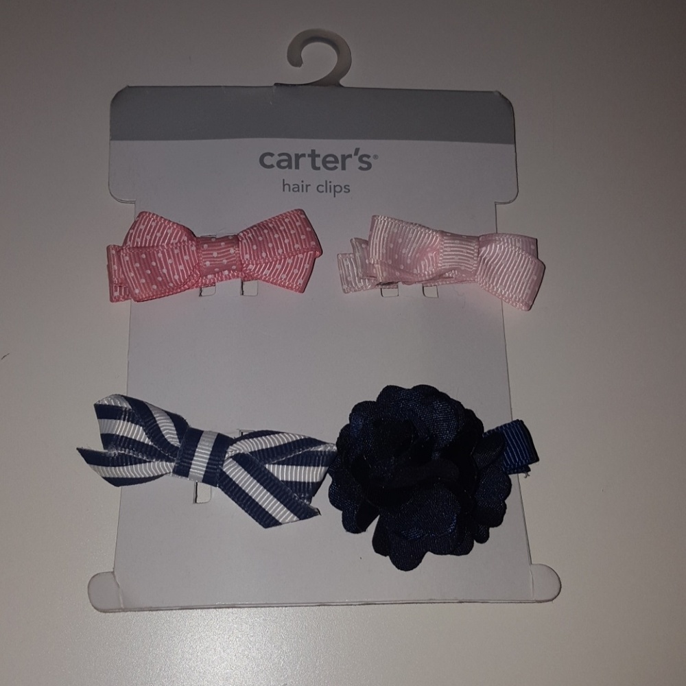 Carter's hair clips